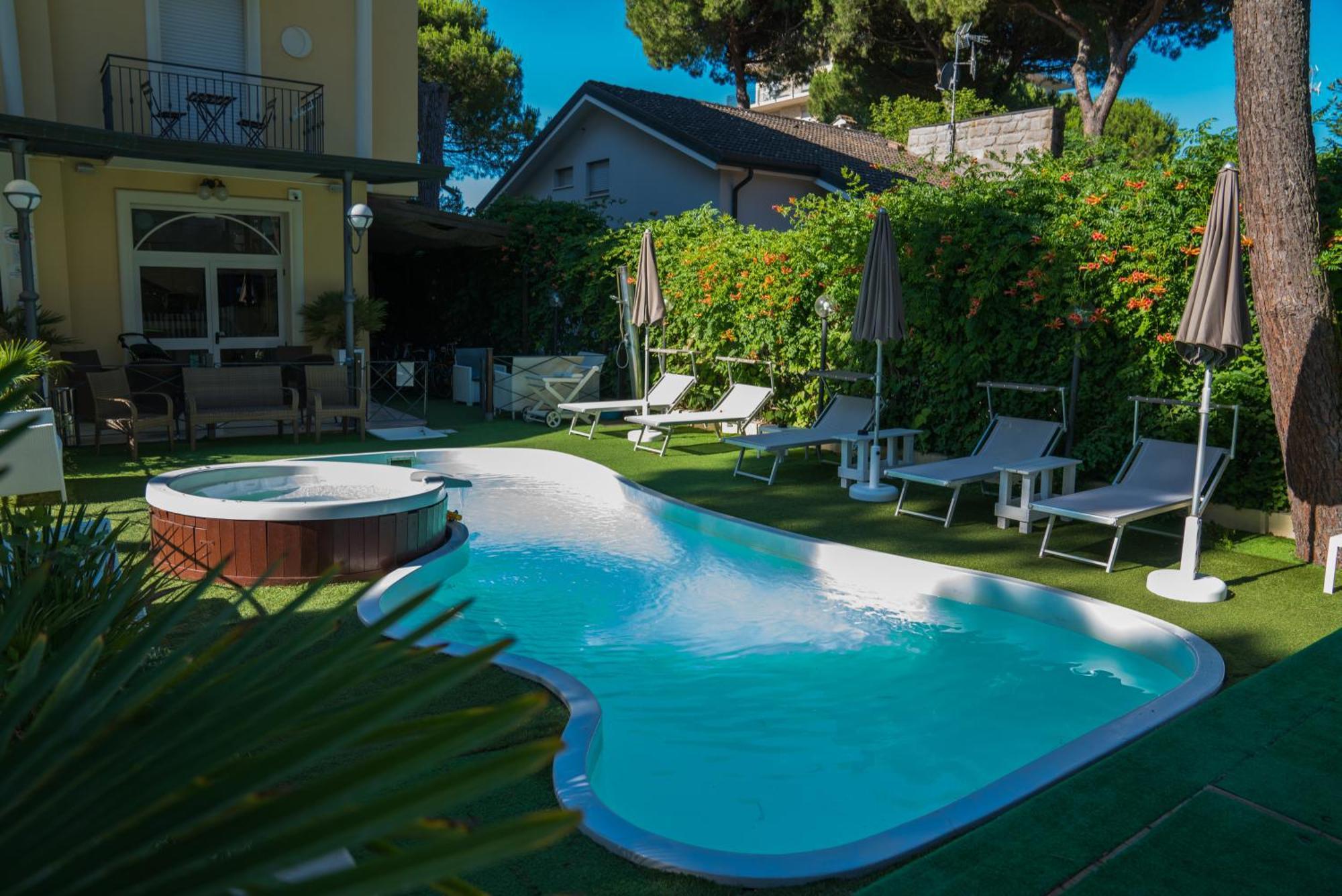 Hotel Europa Milano Marittima Exterior photo