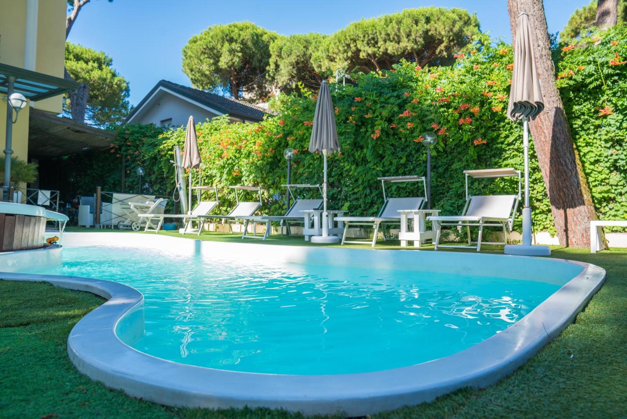 Hotel Europa Milano Marittima Exterior photo